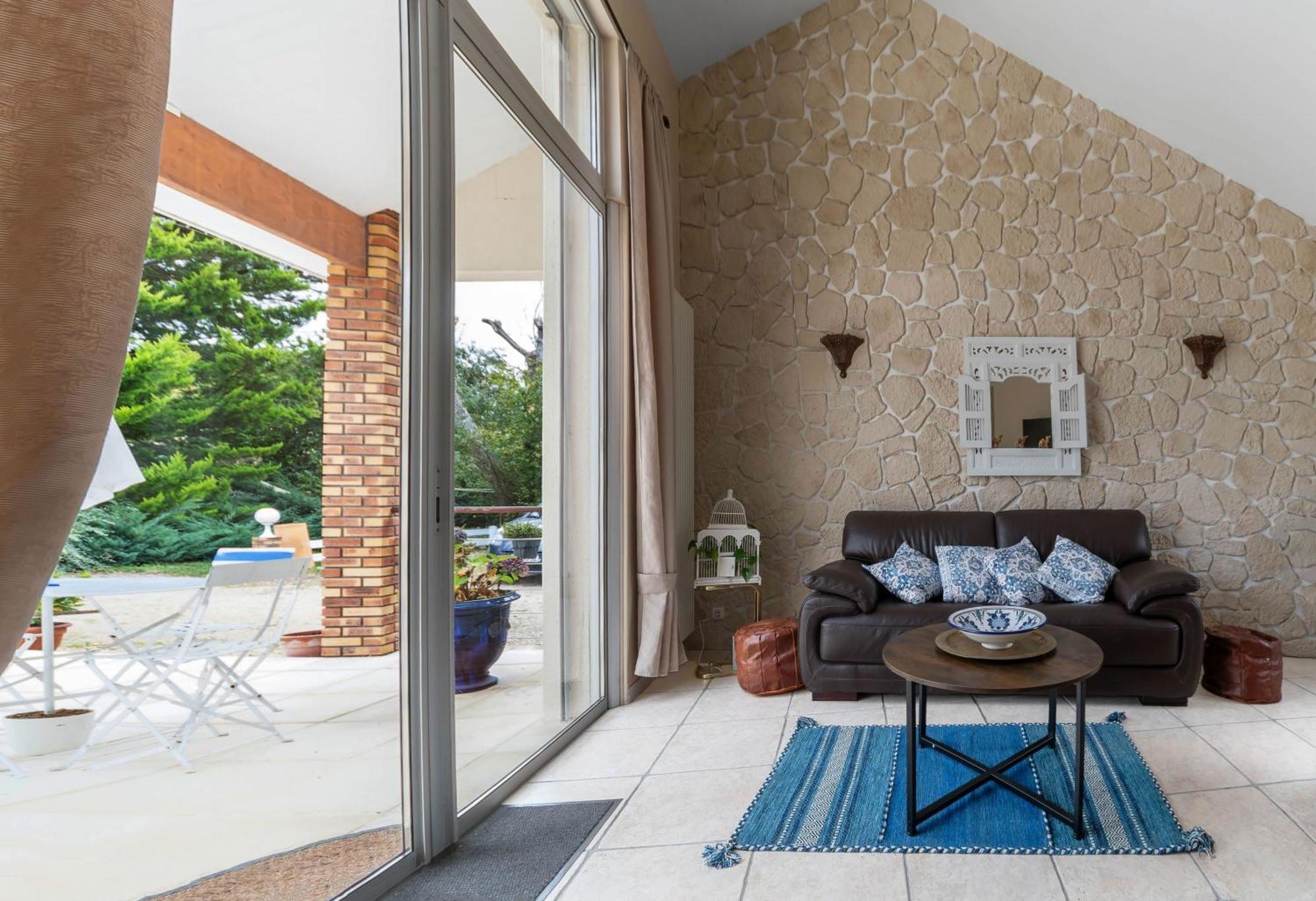 La Petite Maison Gannat Exterior foto